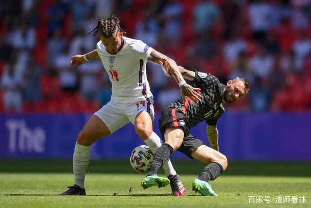 英格兰队鏖战波兰队，梁靖崑惊艳四座