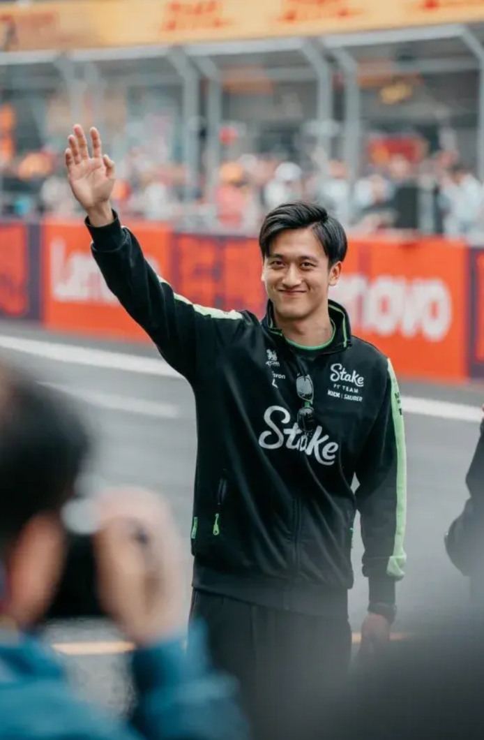 索伯车队完胜法拉利，周冠宇扛起全队