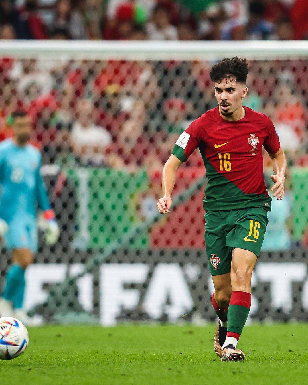 瑞士横扫韩国，阿什拉夫点燃赛场