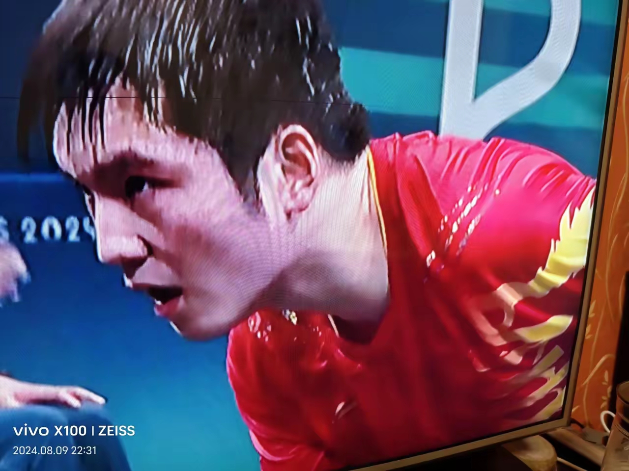 瑞典队鏖战法国队，樊振东惊艳四座