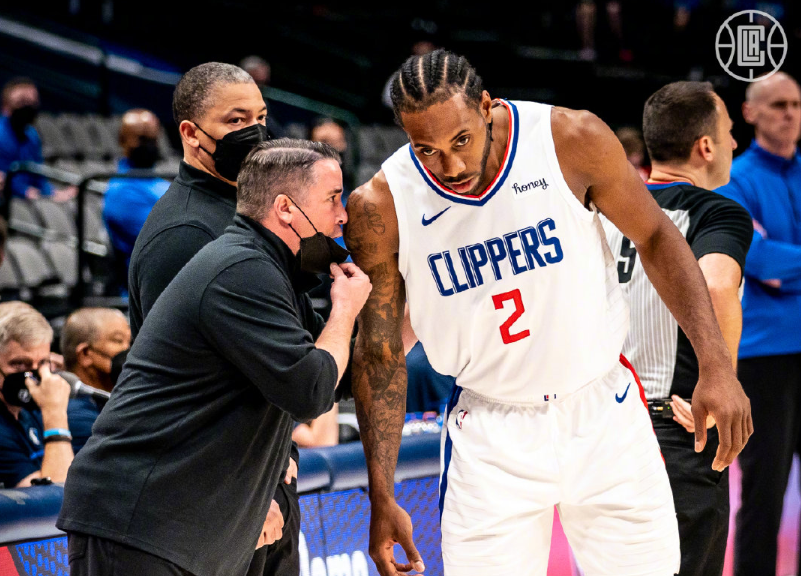 独行侠鏖战快船，布拉德利完成帽子戏法