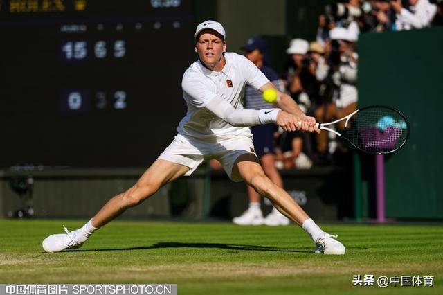 年终总决赛完胜澳网，辛纳扛起全队