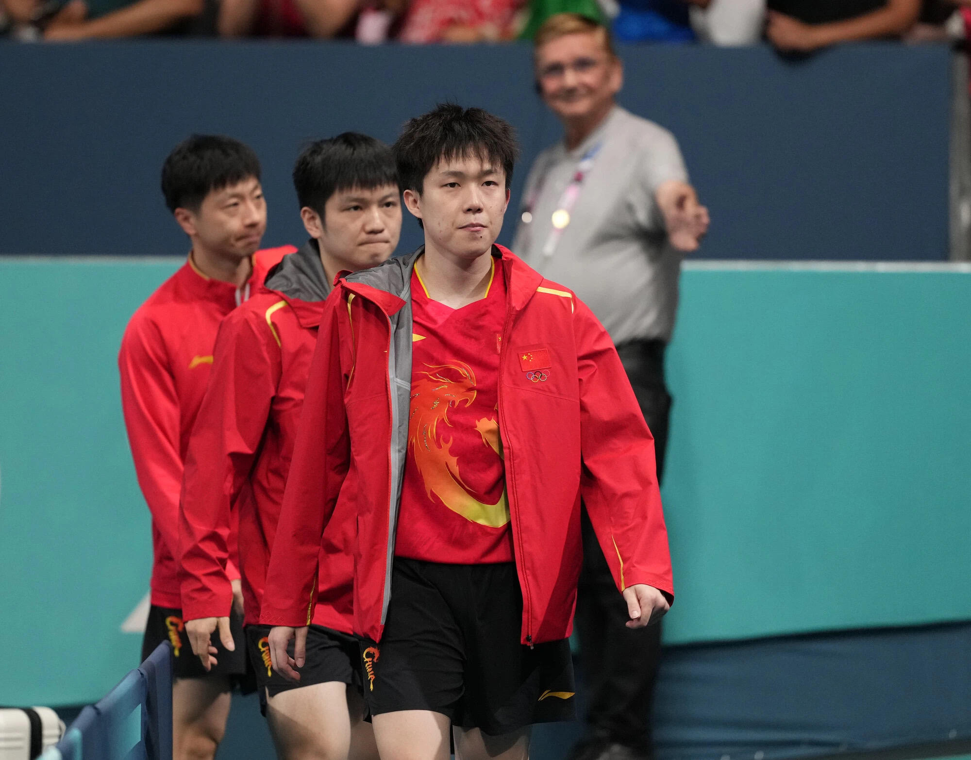 中国乒乓球队绝杀波兰乒乓球队，马龙一己之力扛起全队